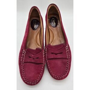Clarks Womens Artisan Burgundy Suede Penny Loafers With Contrast Stitching  Sz 9
